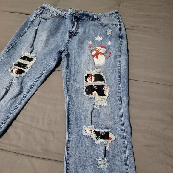 Holiday Snowman & Snowflake Women's Medium Wash Jeans, Size 18 - Picture 2 of 9